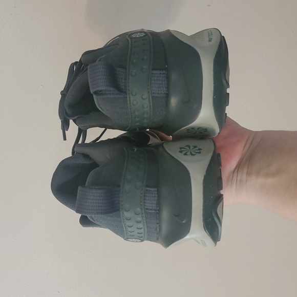 Womens Nike ReactX Infinity 4 Running Shoes Size 9 Vintage Green Jade Horizon - Picture 10 of 16